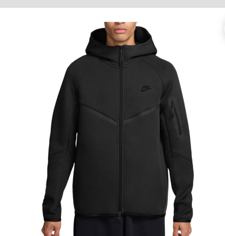 Nike ijumpman Men's Tech Fleece Windrunner
Full-Zip Hoodie