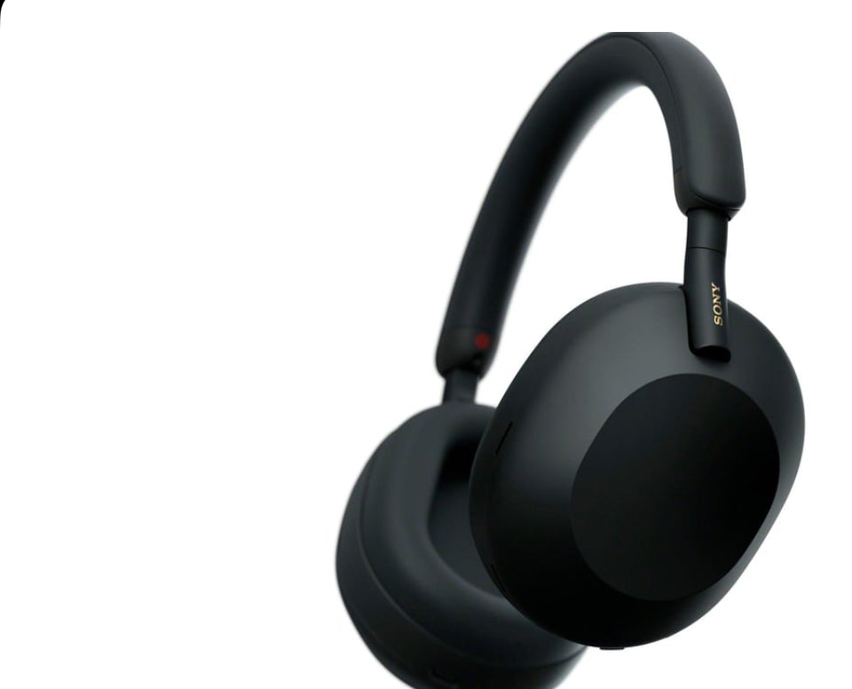 Sony WH-1000XM5
Wireless Noise-Canceling
Over-the-Ear Silver
Headphones