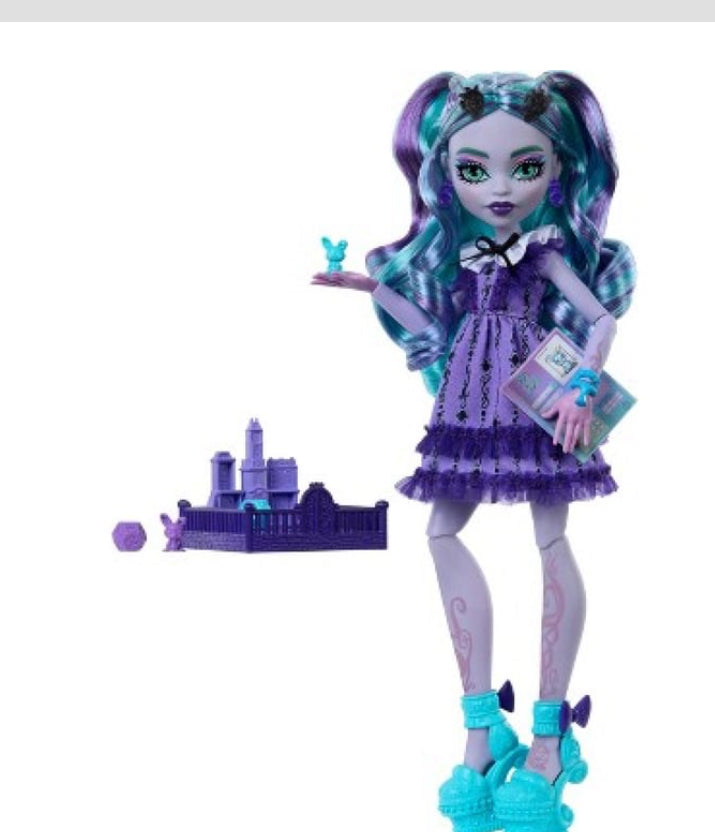 Monster High No.34 Fearbook Twyla with Varsity Jacket yearbook and music accessories 12.5” Doll